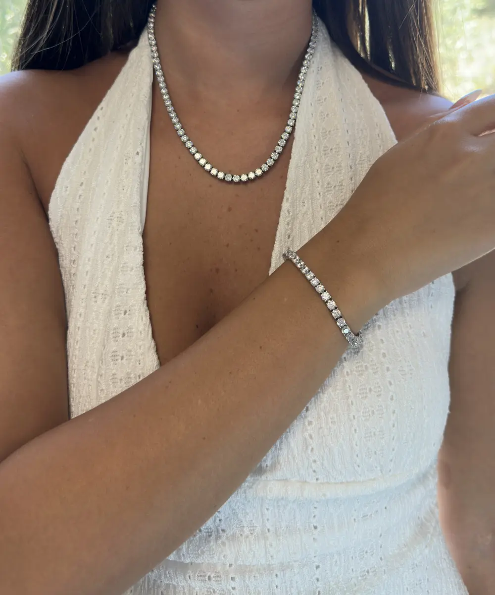 סט טניס לאישה בעובי 4 ממ